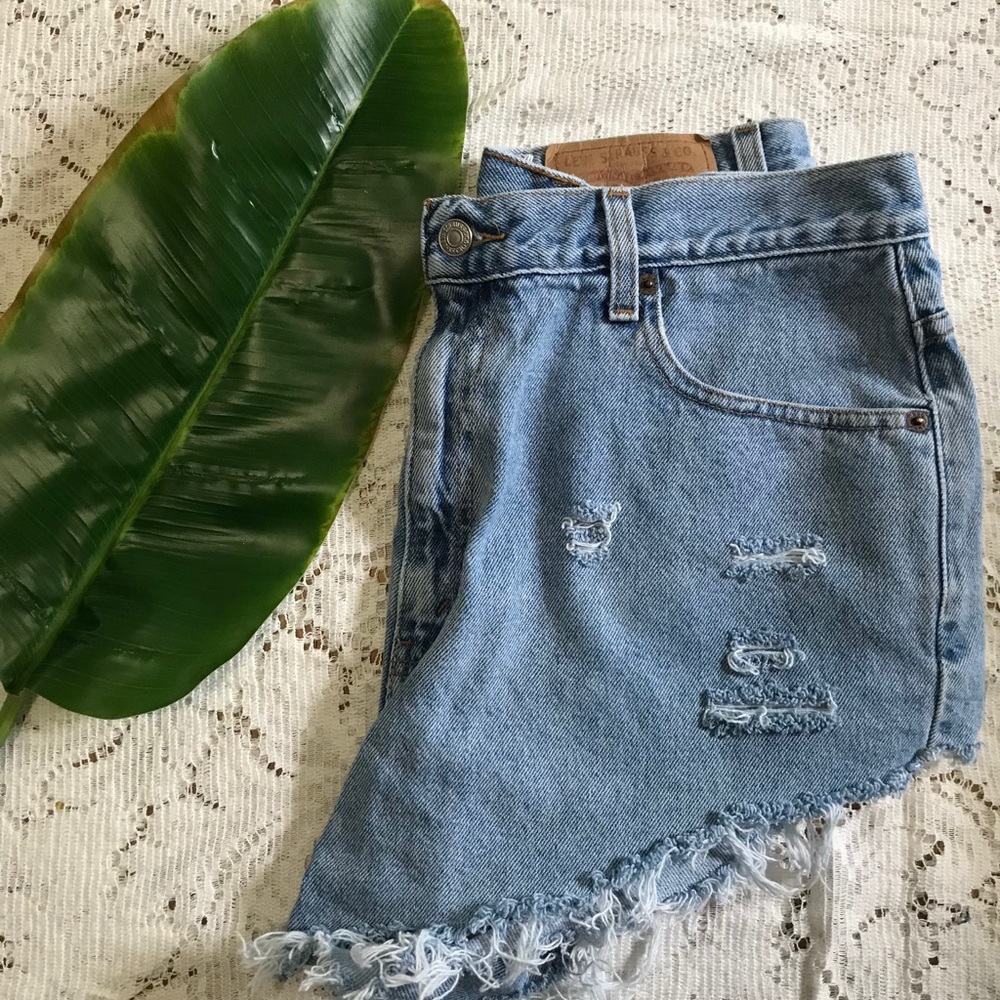 Vintage Levi’s Cutoffs (Cali Style)